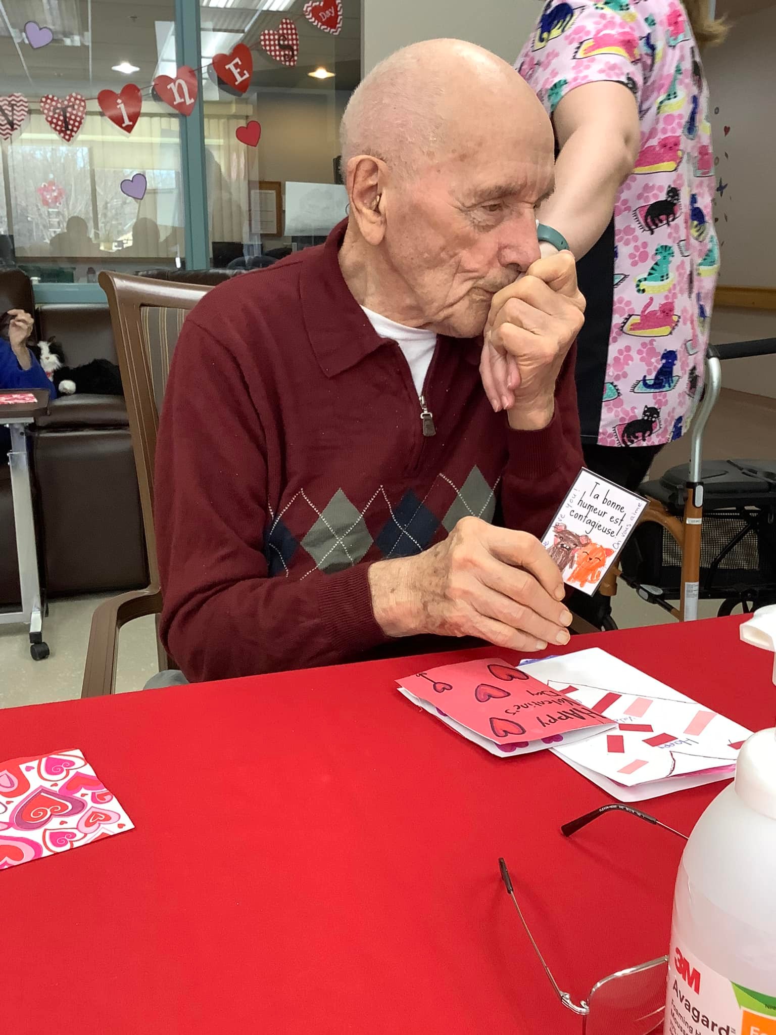 Residents receiving Valentine Day cards