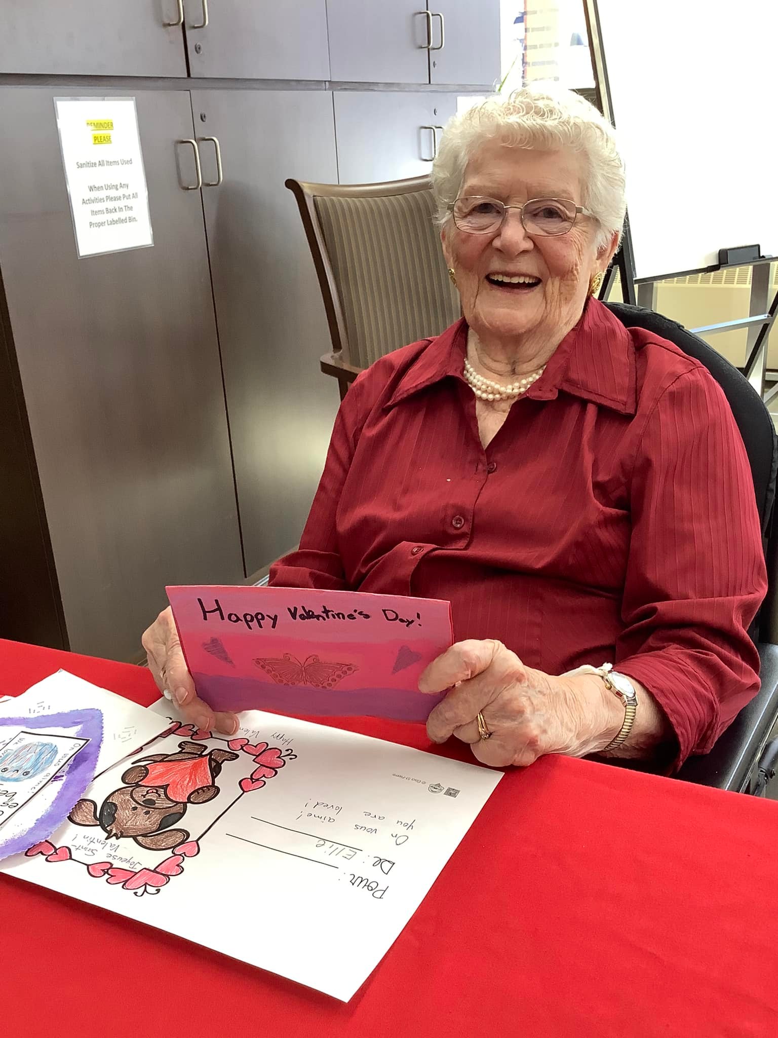 Residents receiving Valentine Day cards